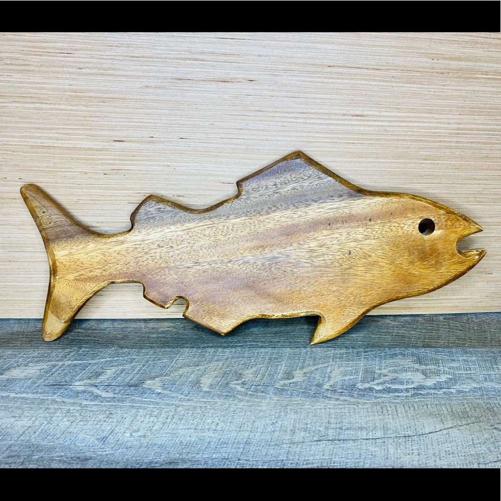 Wood Fish 19” serving dish tray board- Rustic Decor-looks hand carved - Picture 3 of 9